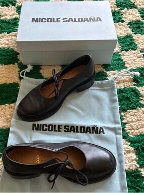 Nicole Saldana Fabiana Black Leather Flats loafers Size 38